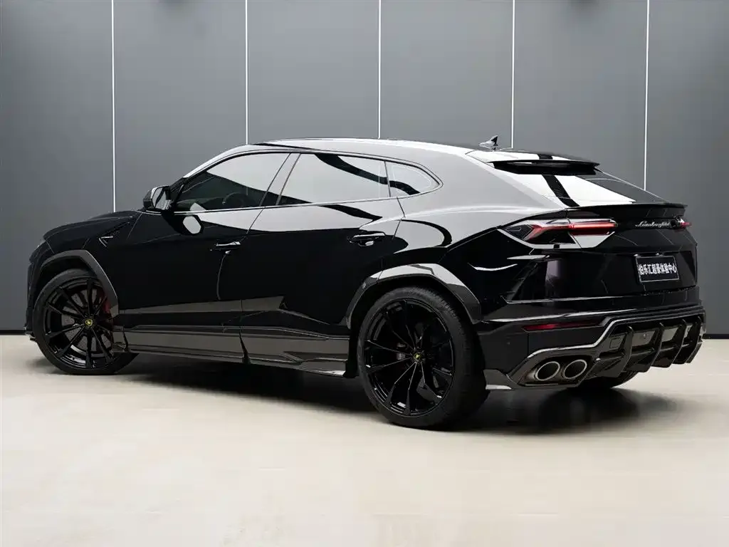 Lamborghini Urus — фото 2