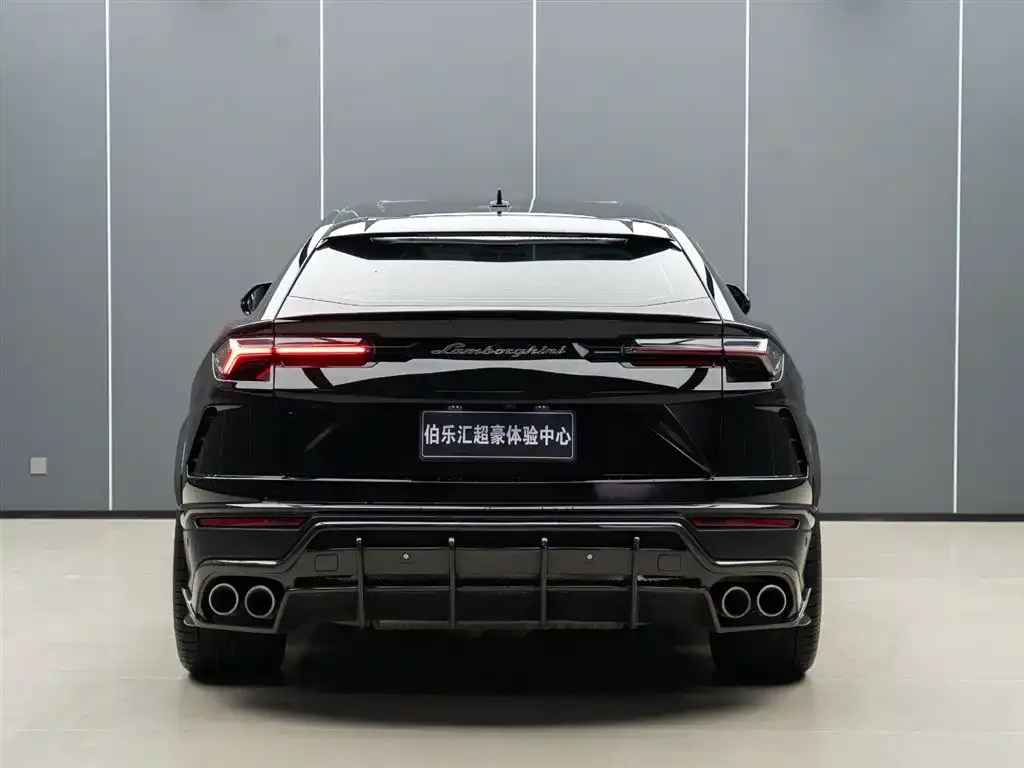 Lamborghini Urus — фото 5
