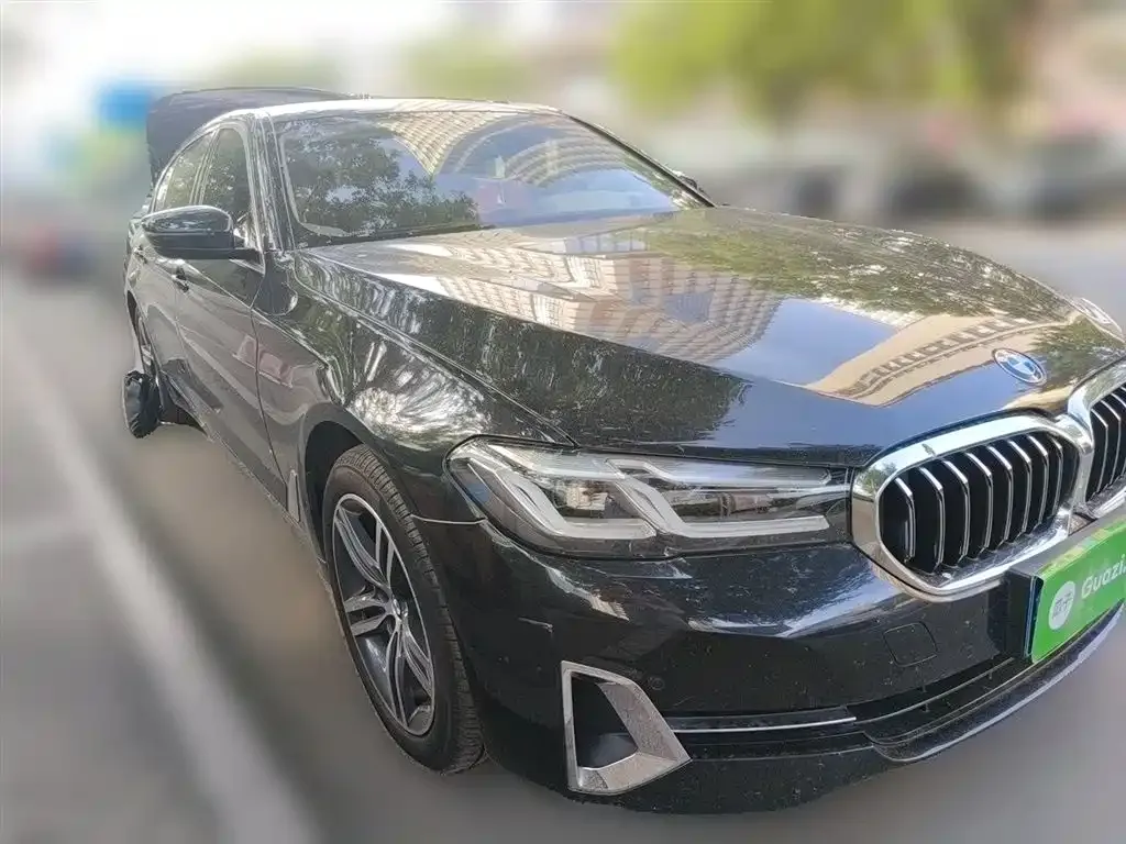 BMW 5 Series — фото 10