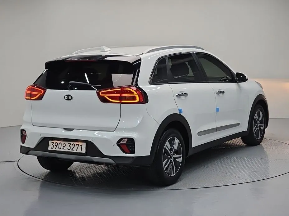 Kia Niro 2021 из KR, фото 10