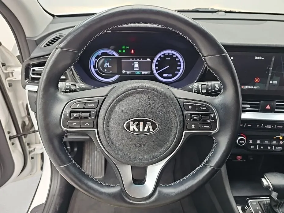 Kia Niro 2021 из KR, фото 8