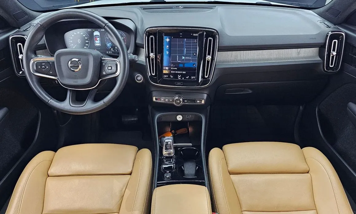Volvo XC40 2021 из KR, фото 9