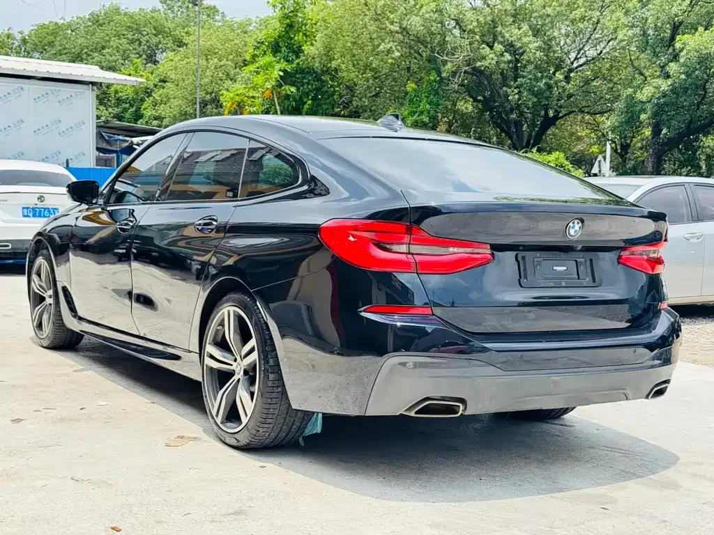 BMW 6 Series GT — фото 9
