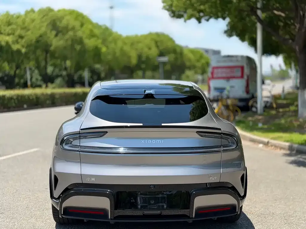 Xiaomi YU7 — фото 7