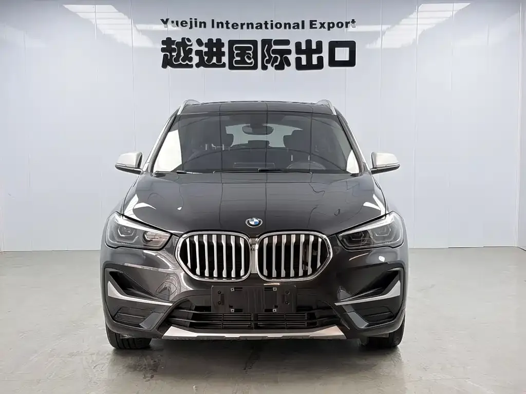 BMW X1 — фото 10
