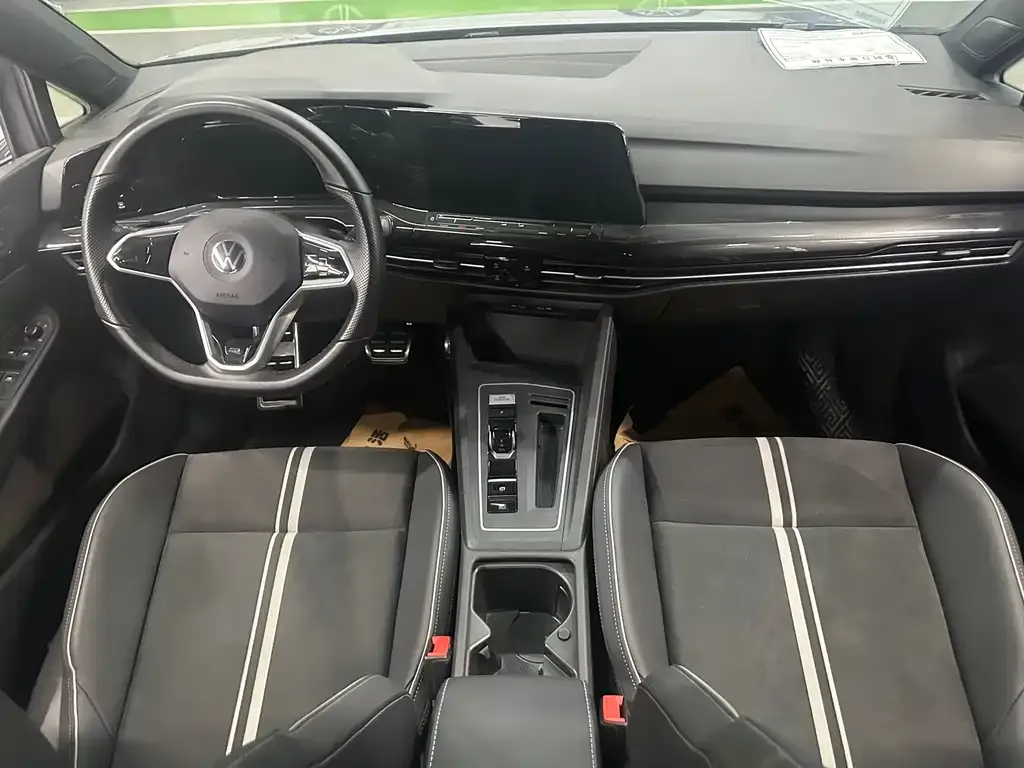 Volkswagen Golf 2021 из CN, фото 6
