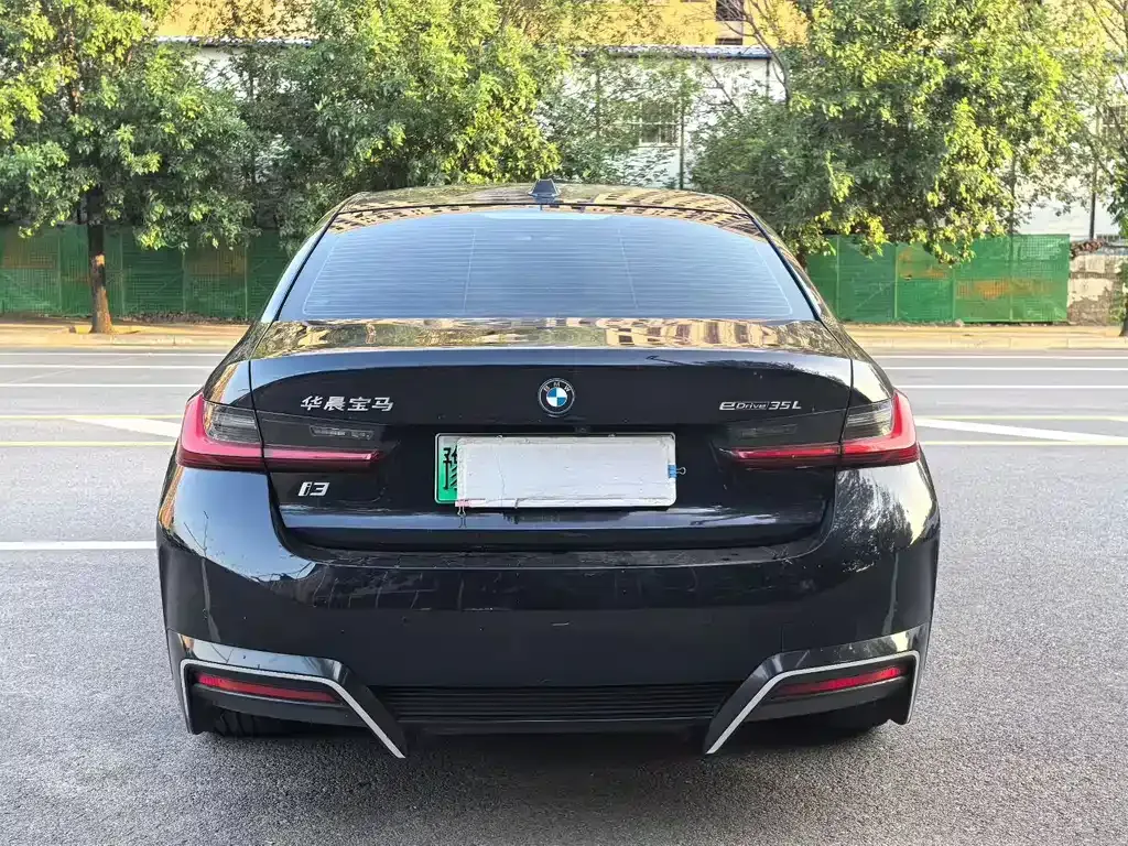 BMW i3 — фото 9