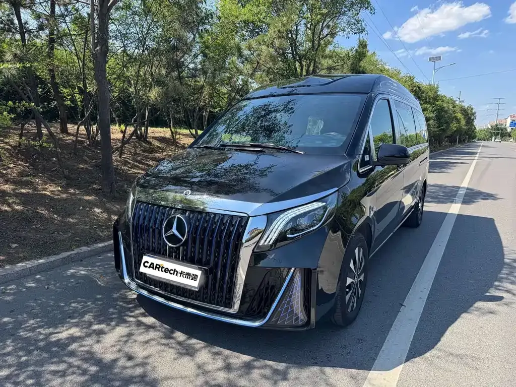 Mercedes-Benz Vito — фото 1
