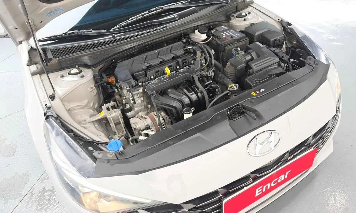 Hyundai AVANTE 2021 из KR, фото 4