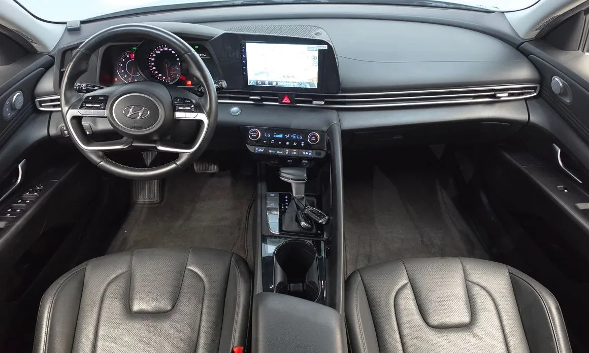Hyundai AVANTE 2021 из KR, фото 10