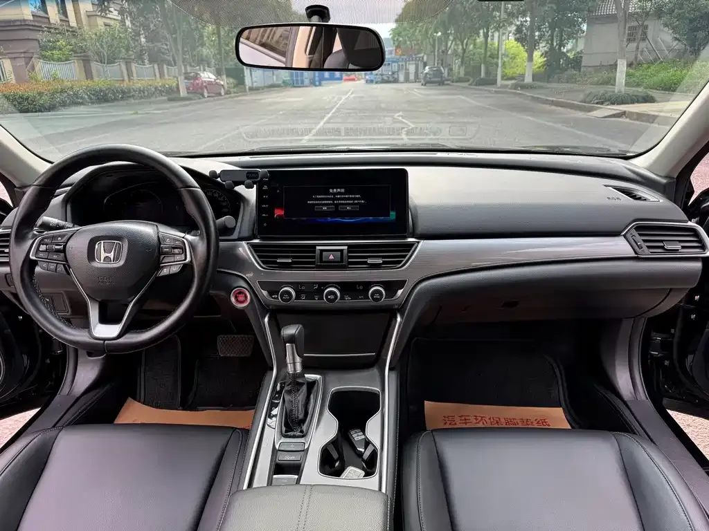 Honda Accord — фото 3