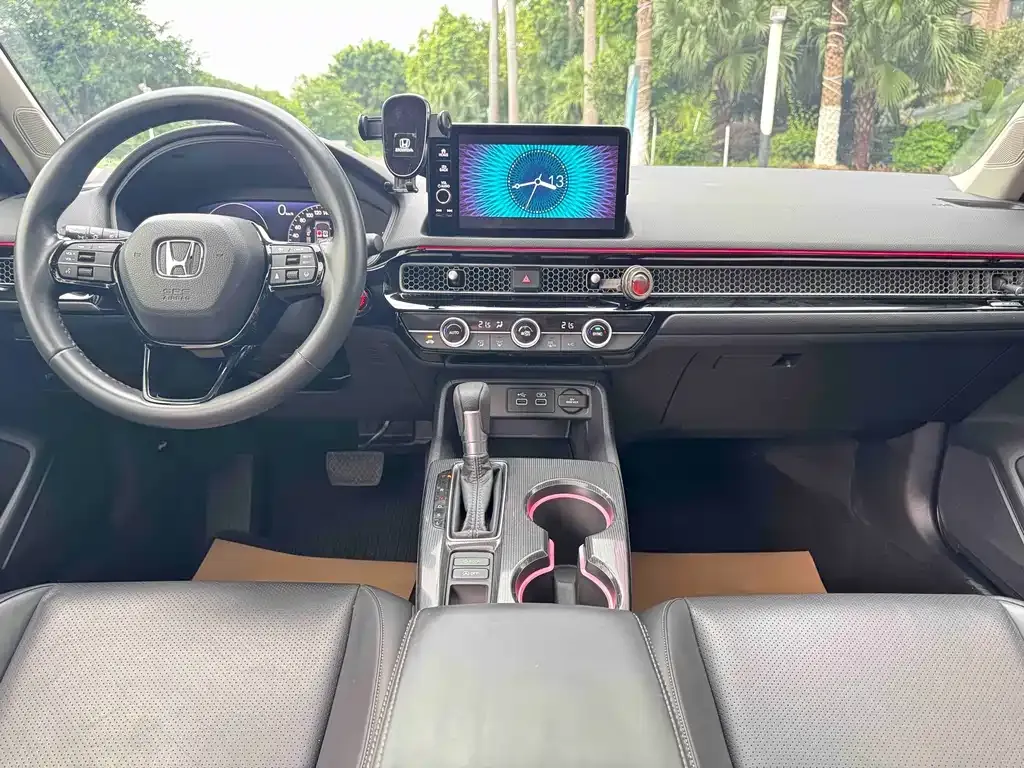 Honda Civic — фото 8