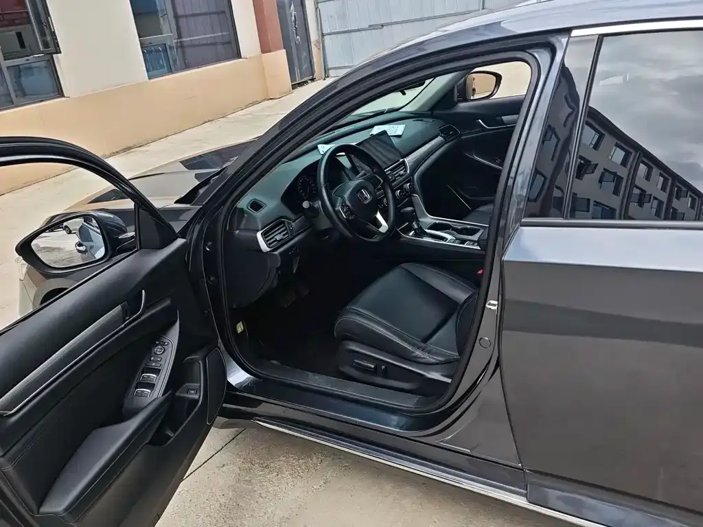 Honda Accord 2023 из CN, фото 9