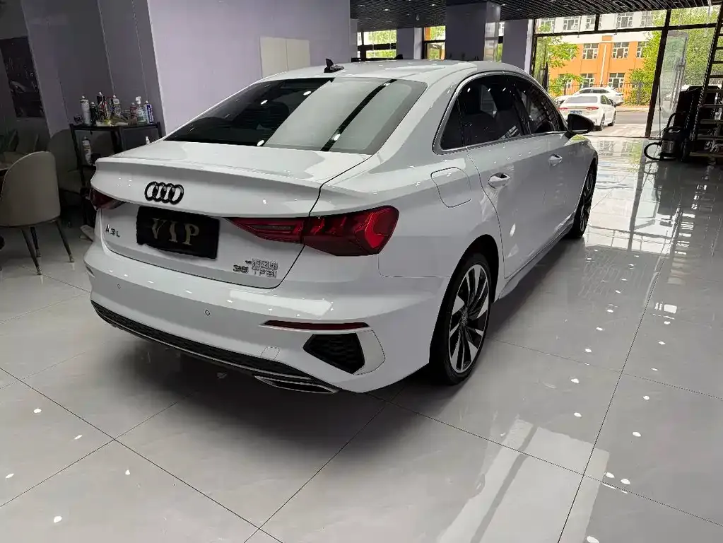 Audi A3 — фото 9