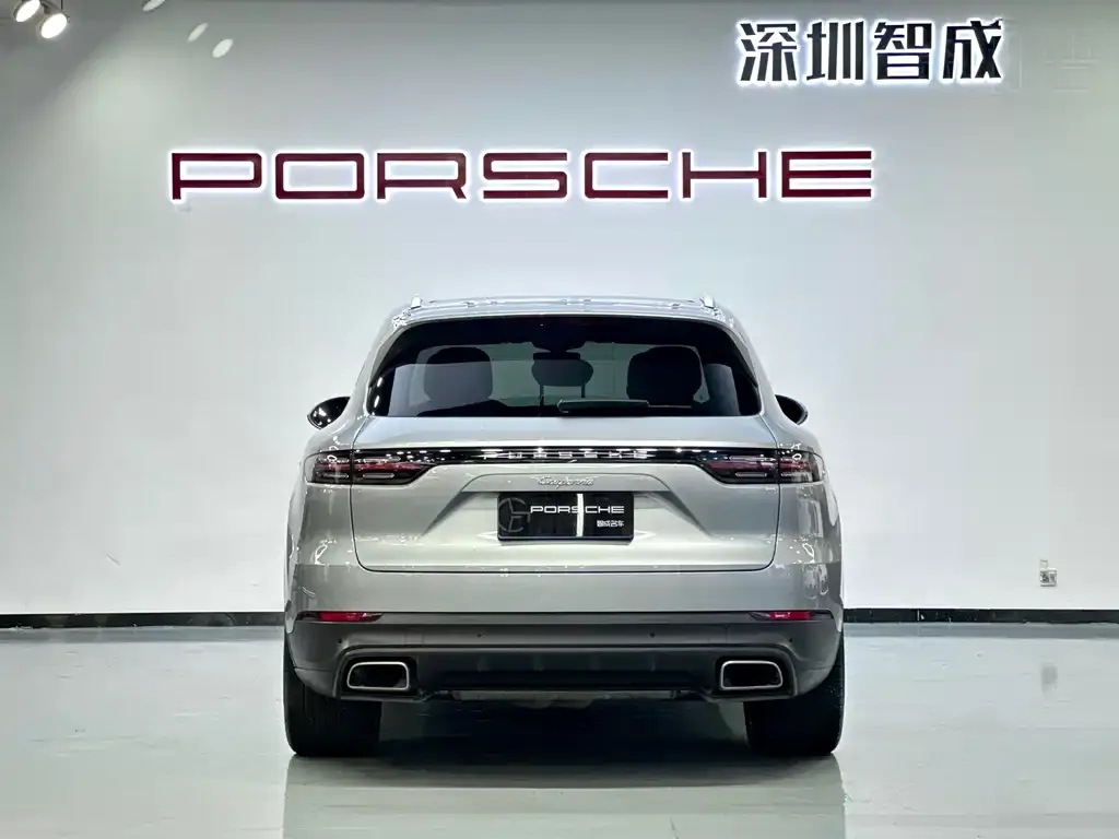 Porsche Cayenne — фото 2