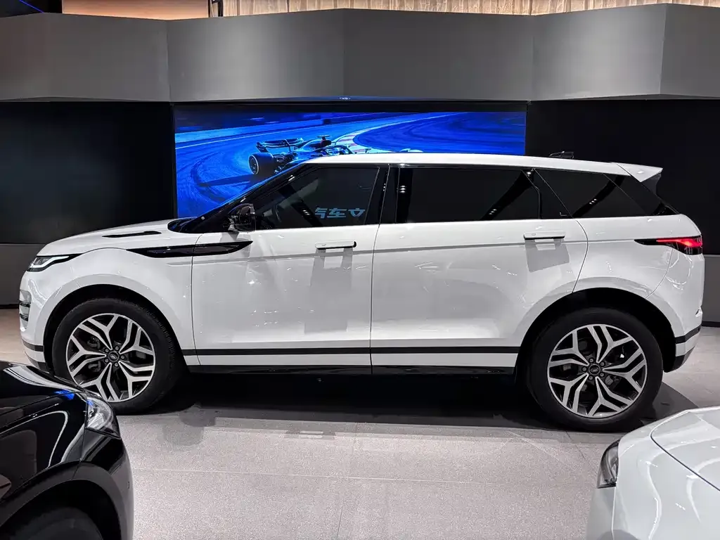 Land Rover Evoque — фото 6