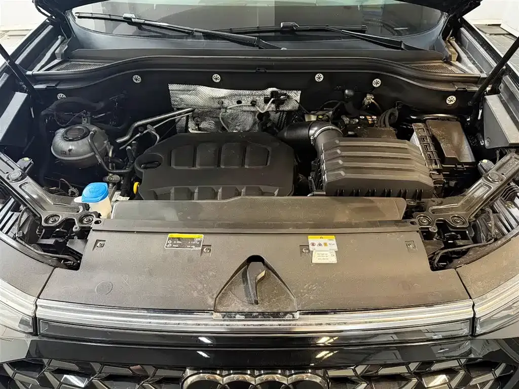 Audi Q6 2025 из CN, фото 9