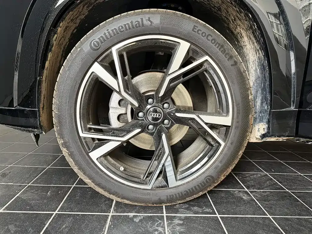 Audi Q6 2025 из CN, фото 10