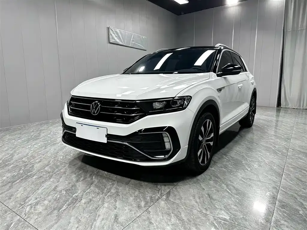 Volkswagen T-Roc — фото 1