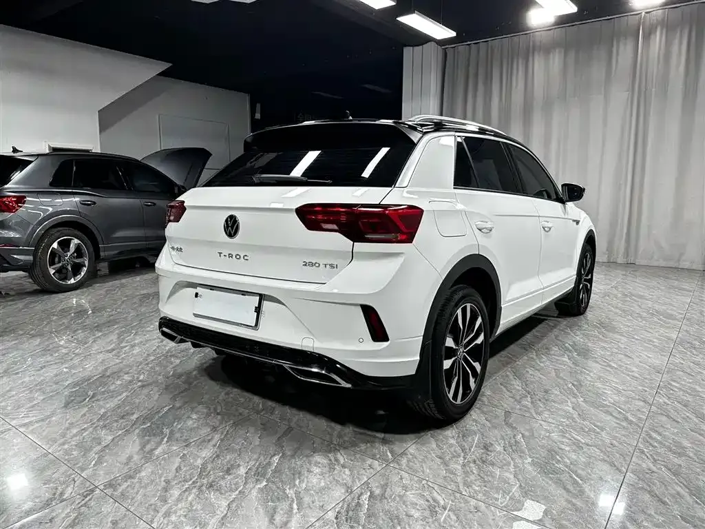 Volkswagen T-Roc — фото 3