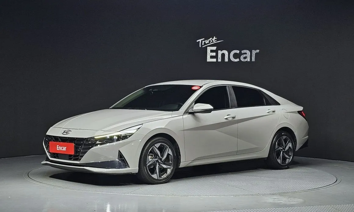 Hyundai AVANTE 2022 из KR, фото 1