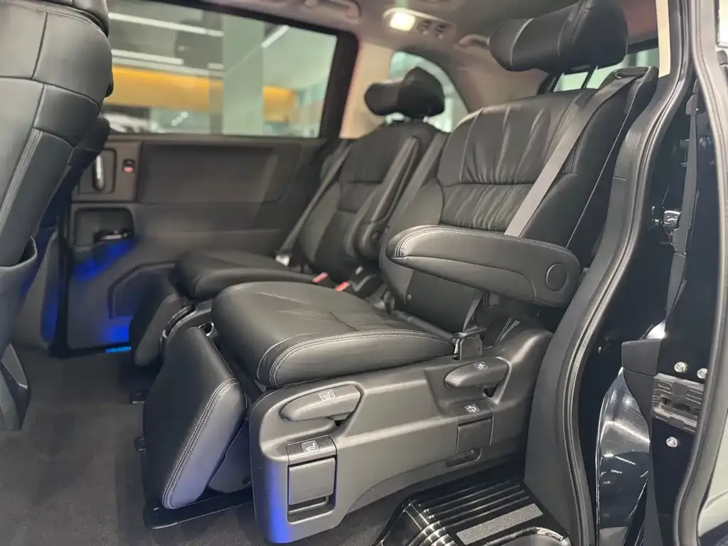Honda Odyssey 2024 из CN, фото 6