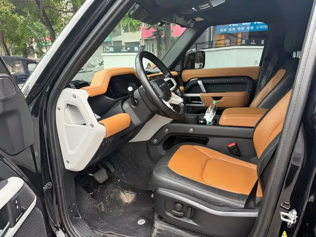 Land Rover Defender 2023 из CN, фото 4