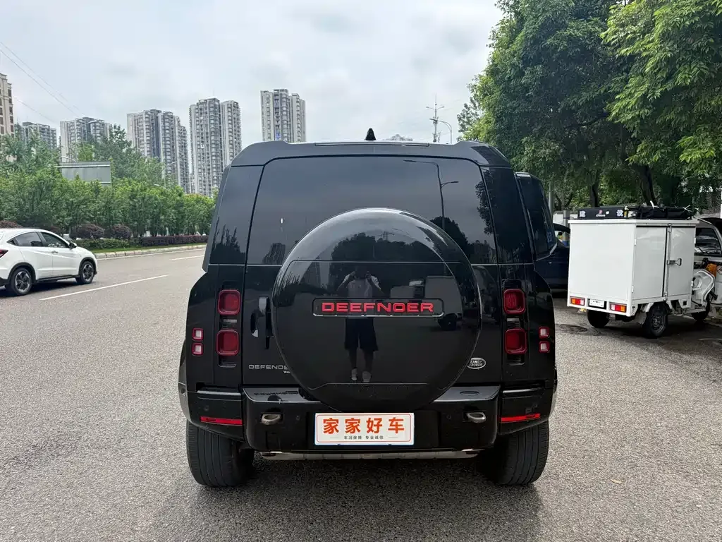 Land Rover Defender 2023 из CN, фото 3