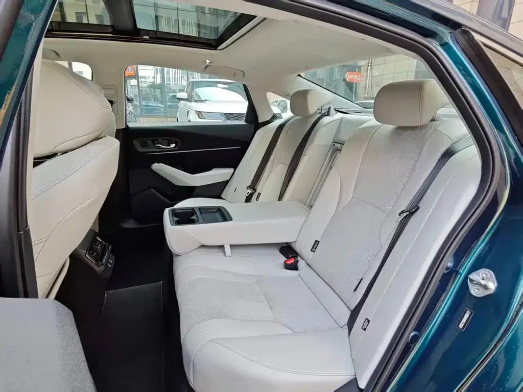 Honda Accord New Energy 2023 из CN, фото 7