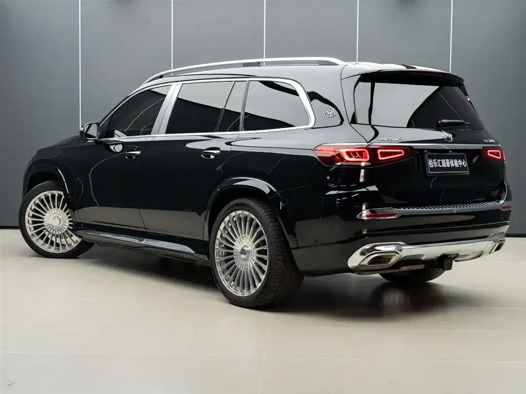 Mercedes-Benz GLS — фото 10