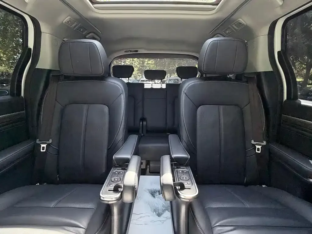 GAC Motor Trumpchi M8 — фото 4