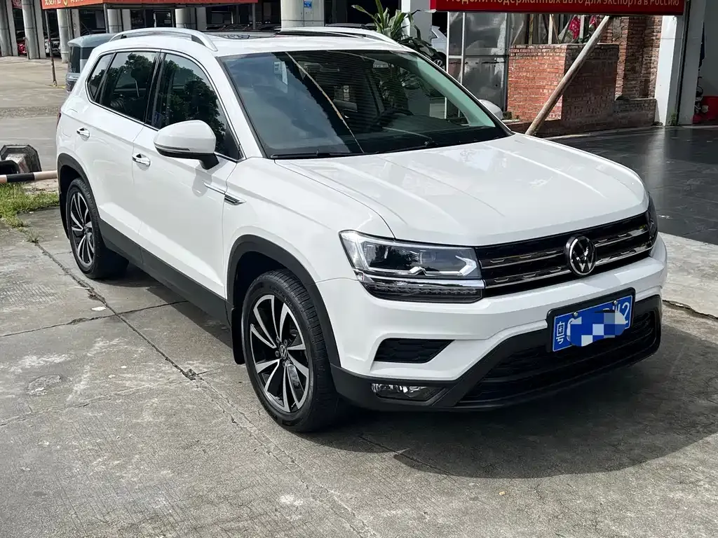 Volkswagen Tharu — фото 5