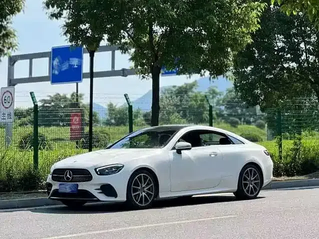 Mercedes-Benz E-Class (Import) — фото 1