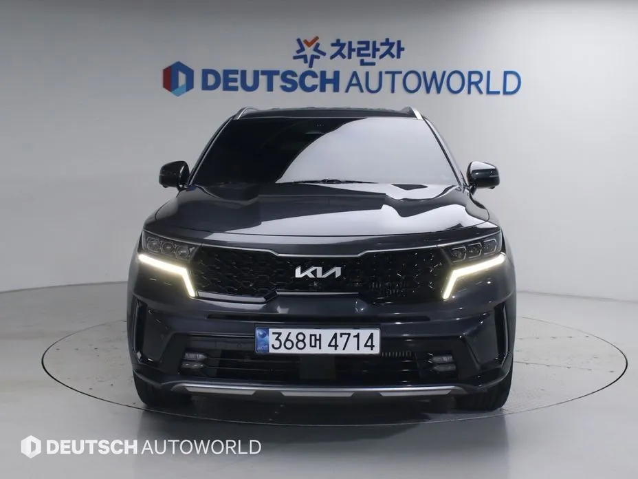 Kia Sorento — фото 8