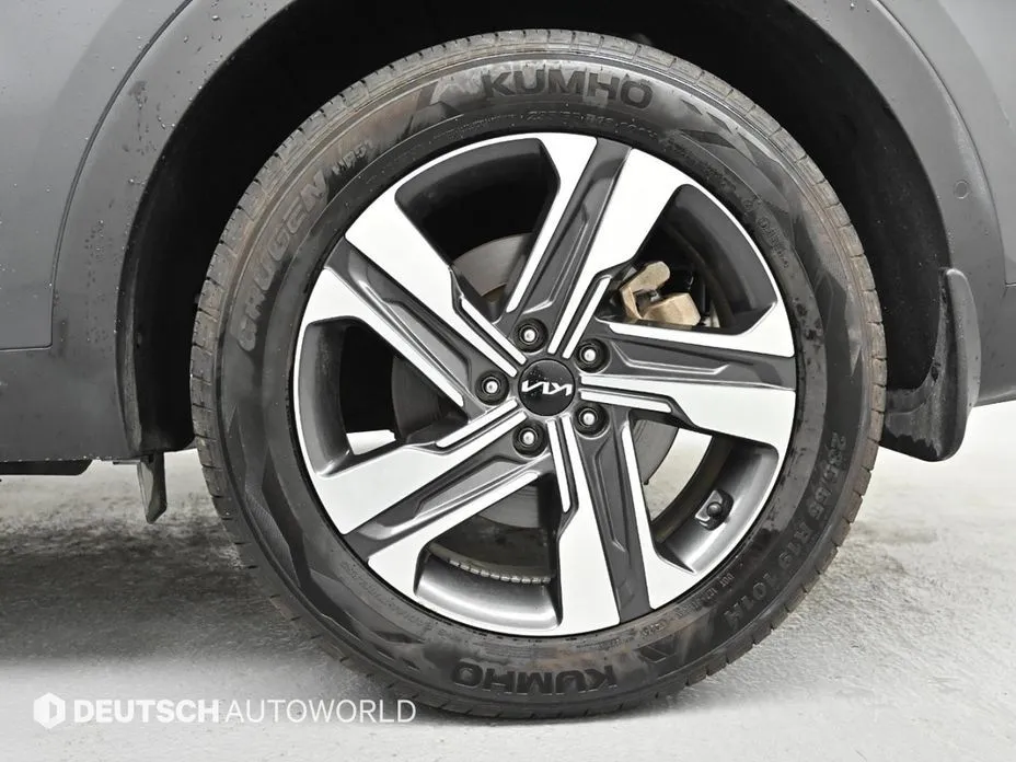 Kia Sorento — фото 10