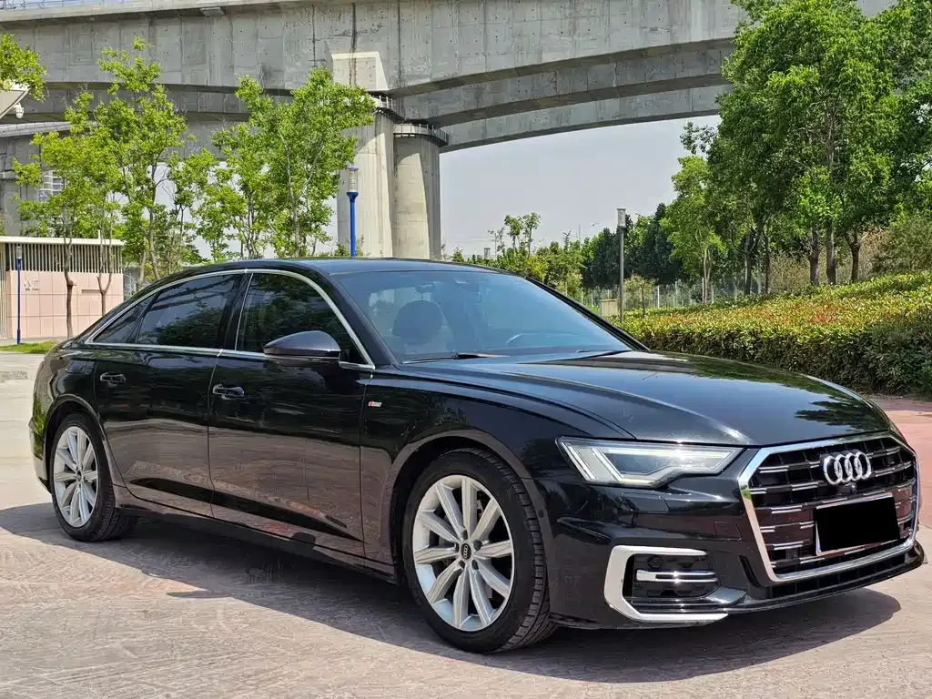 Audi A6L — фото 5
