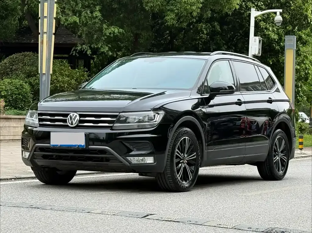 Volkswagen Tiguan L 2021 из CN, фото 7