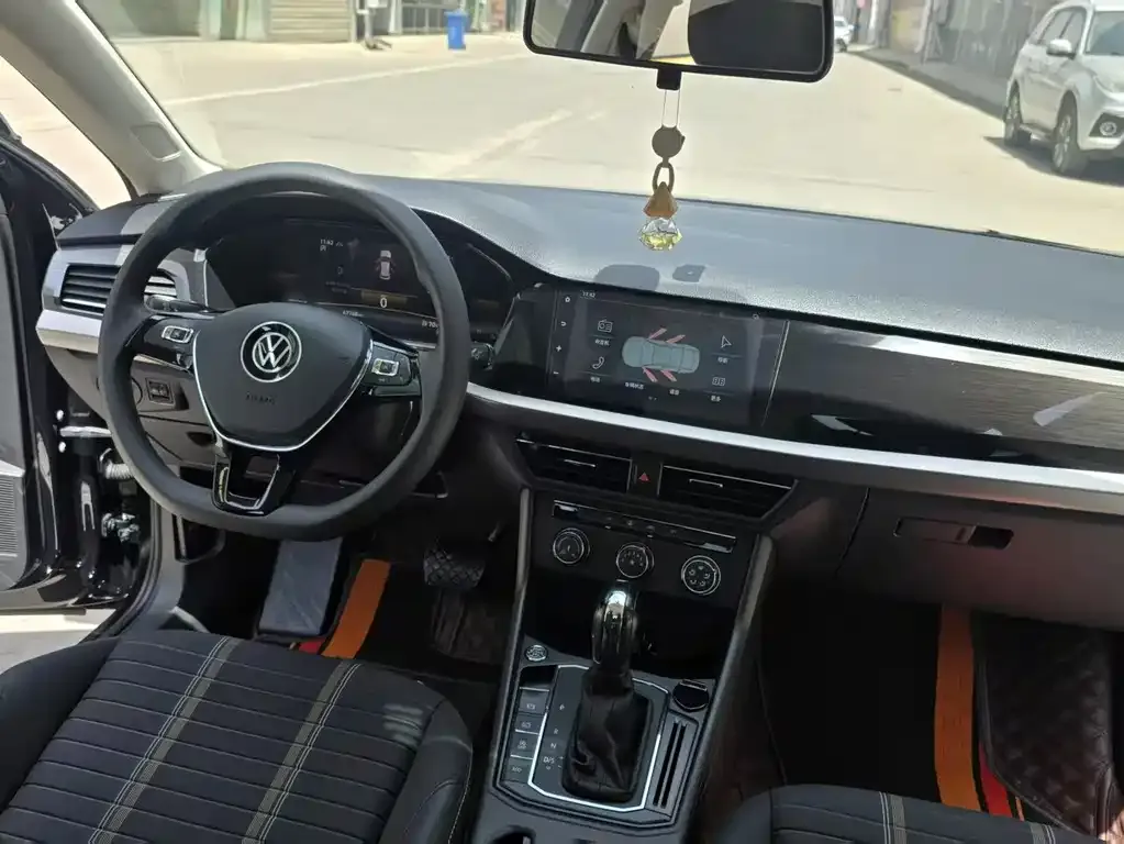 Volkswagen Lavida 2022 из CN, фото 2