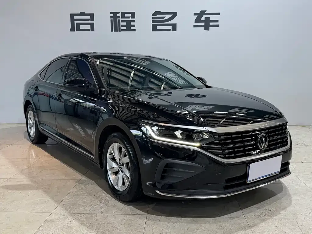 Volkswagen Passat — фото 3