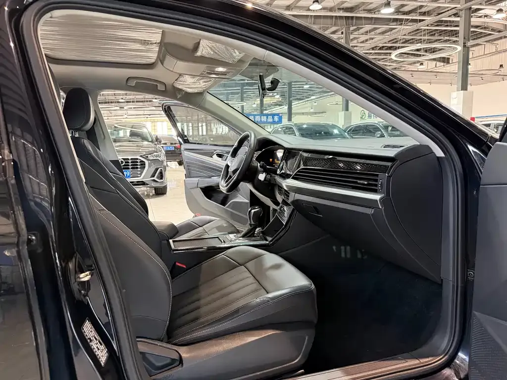 Volkswagen Passat — фото 9
