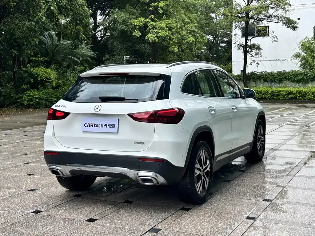 Mercedes-Benz GLA — фото 6