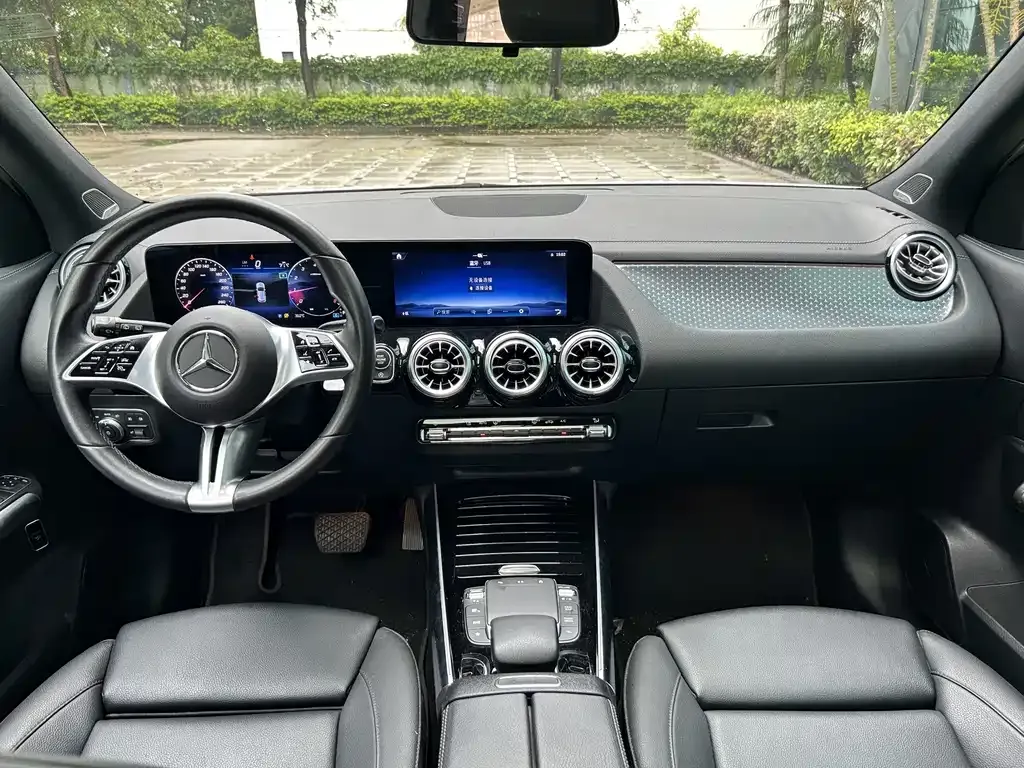 Mercedes-Benz GLA — фото 8