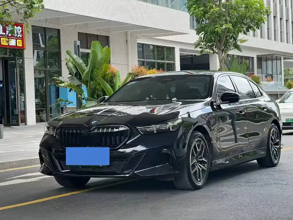 BMW i5 2025 из CN, фото 10