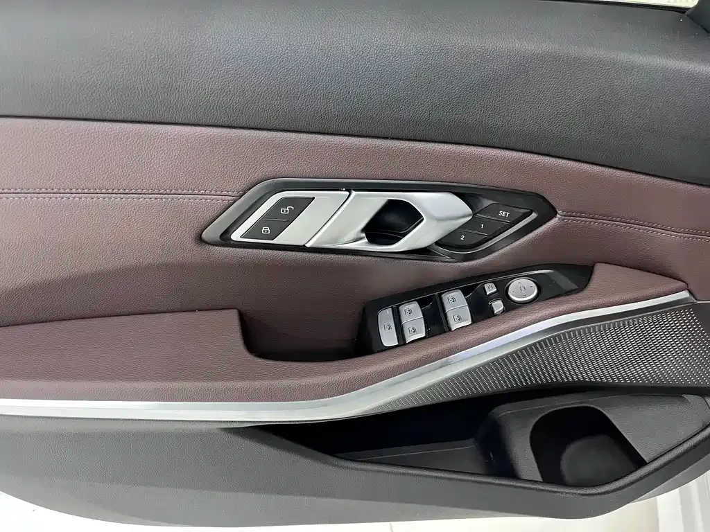 BMW 3 Series — фото 10