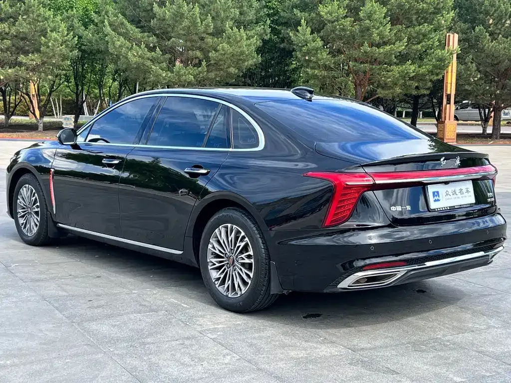 Hongqi H5 — фото 9