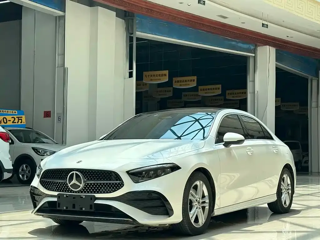 Mercedes-Benz A-Class — фото 1