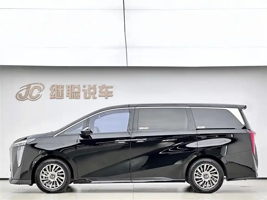 GAC Motor Trumpchi M8 — фото 4
