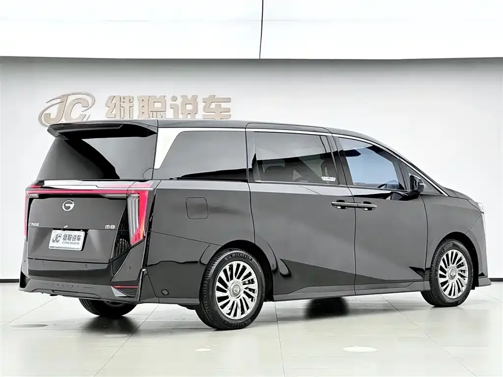 GAC Motor Trumpchi M8 — фото 9