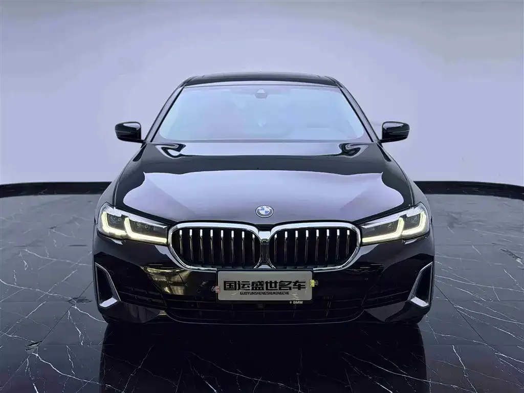 BMW 5 Series — фото 5