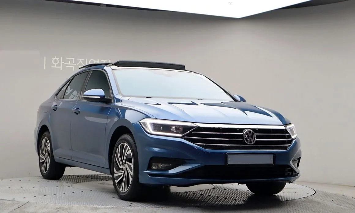 Volkswagen Jetta — фото 6